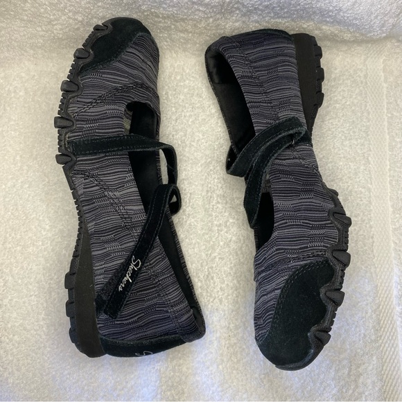 Skechers Bikers Ripples Mary Jane Shoes Womens Size 6 Textured Black 49343 EUC - Picture 6 of 13